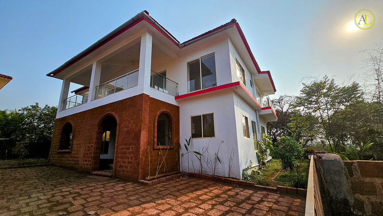 Goa Villa for Sale Nachinola 9765494572 Call3